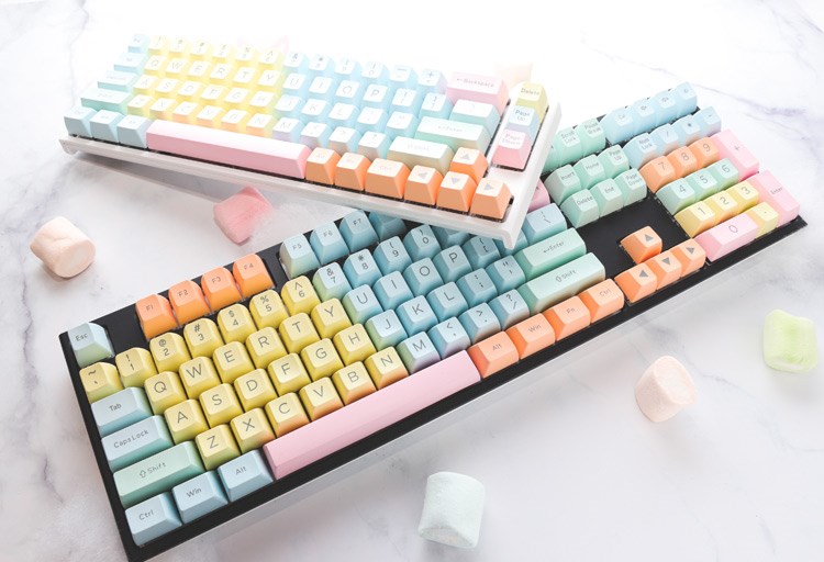 Cotton Candy coloured keycaps.