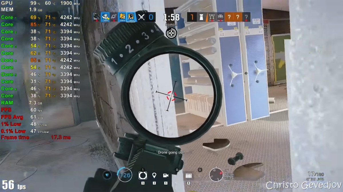 Player looking down sights in Rainbow Six Siege.