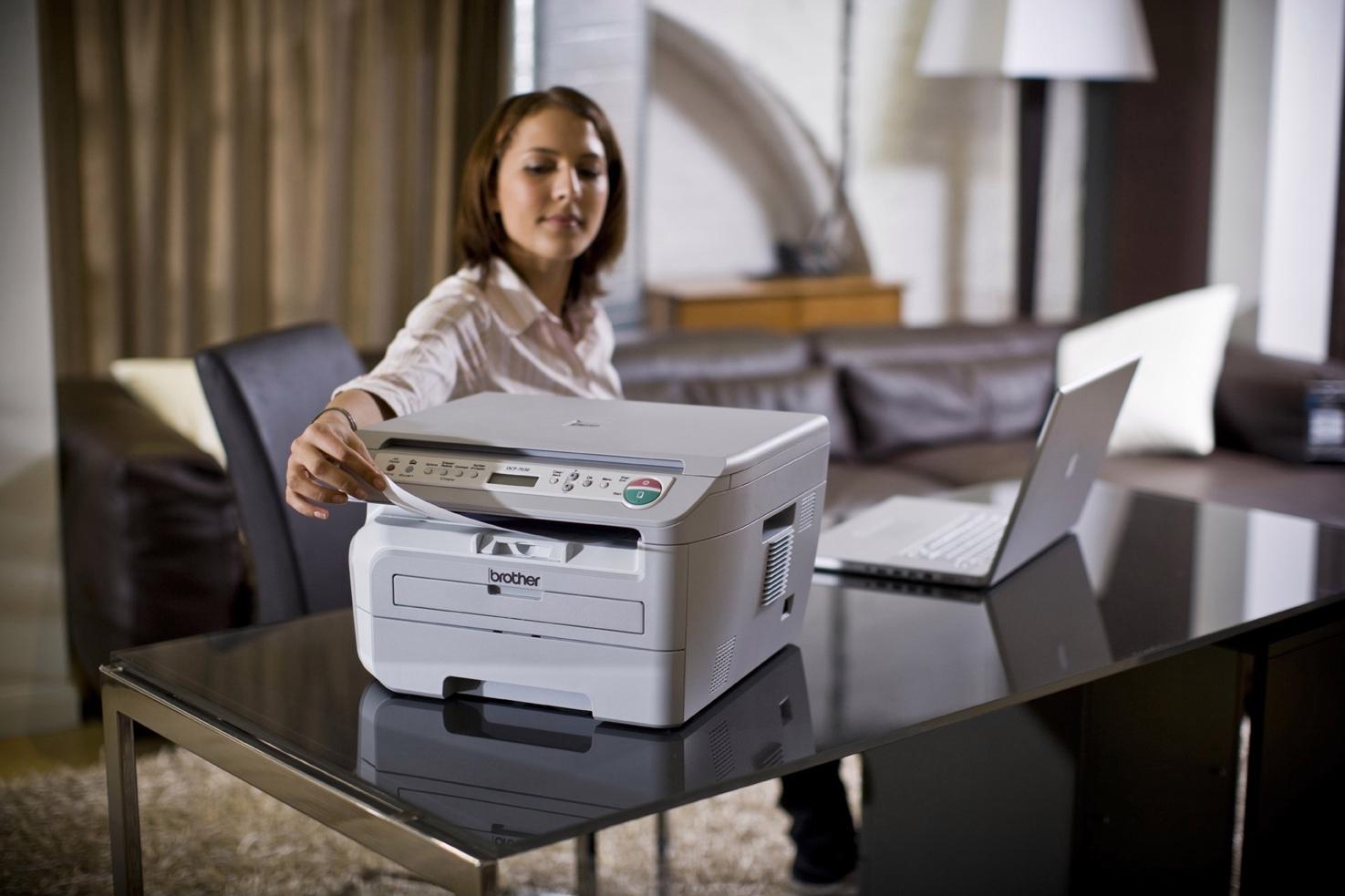 Компьютер press. Компьютерный принтер. Оргтехника для офиса. Принтер офисный. Лазерный принтер для дома.